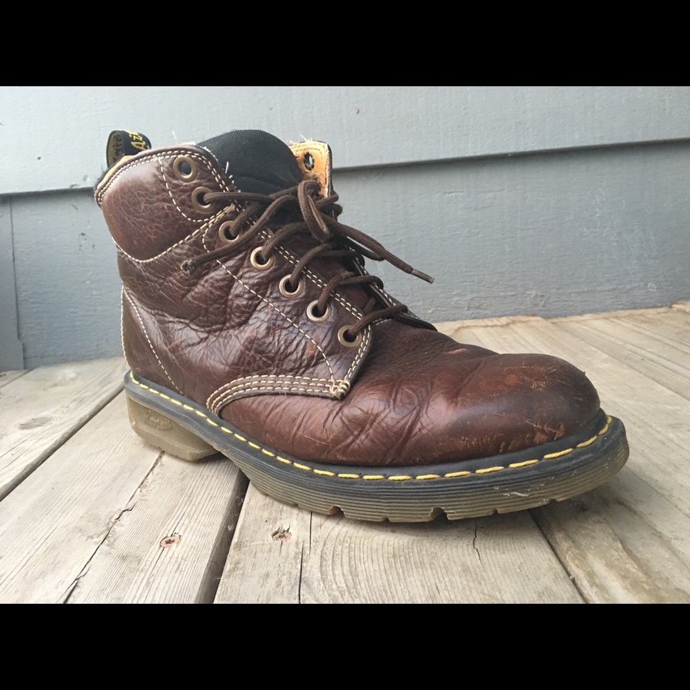 Dr. Martens Bouncing soles leather boots